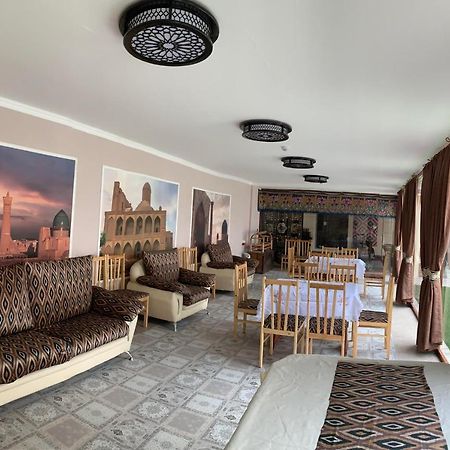 Hotel Al-Rajabiy Tasken Kültér fotó